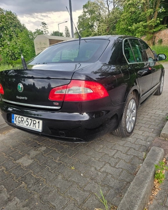 Skoda Superb cena 24900 przebieg: 288000, rok produkcji 2009 z Kraków małe 79